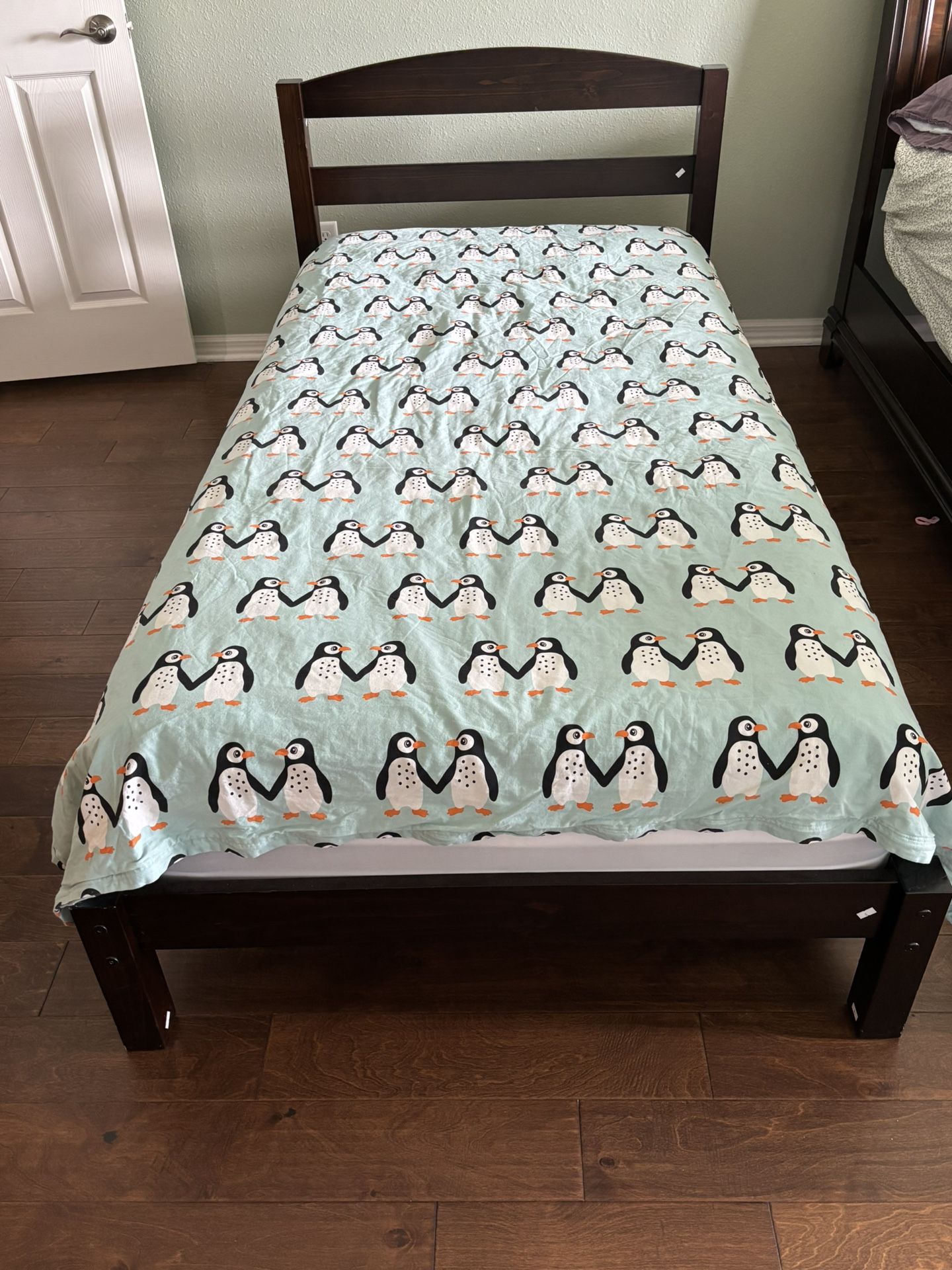 Twin Bed And Mattress