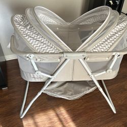 Indoor Outdoor portable Bassinet