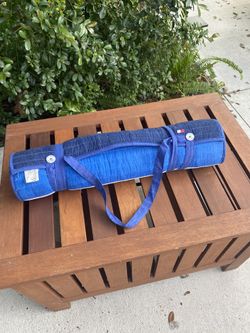 Tommy Hil Beach Roll Up Mat