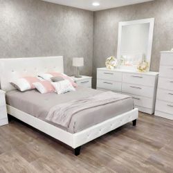 Brand New Queen Bedroom Set / Juego de Cuarto Nuevo A Estrenar … Fast 🚚