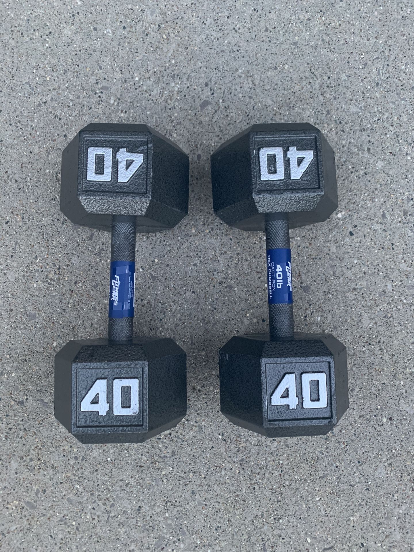 40 LBS DUMBBELL SET