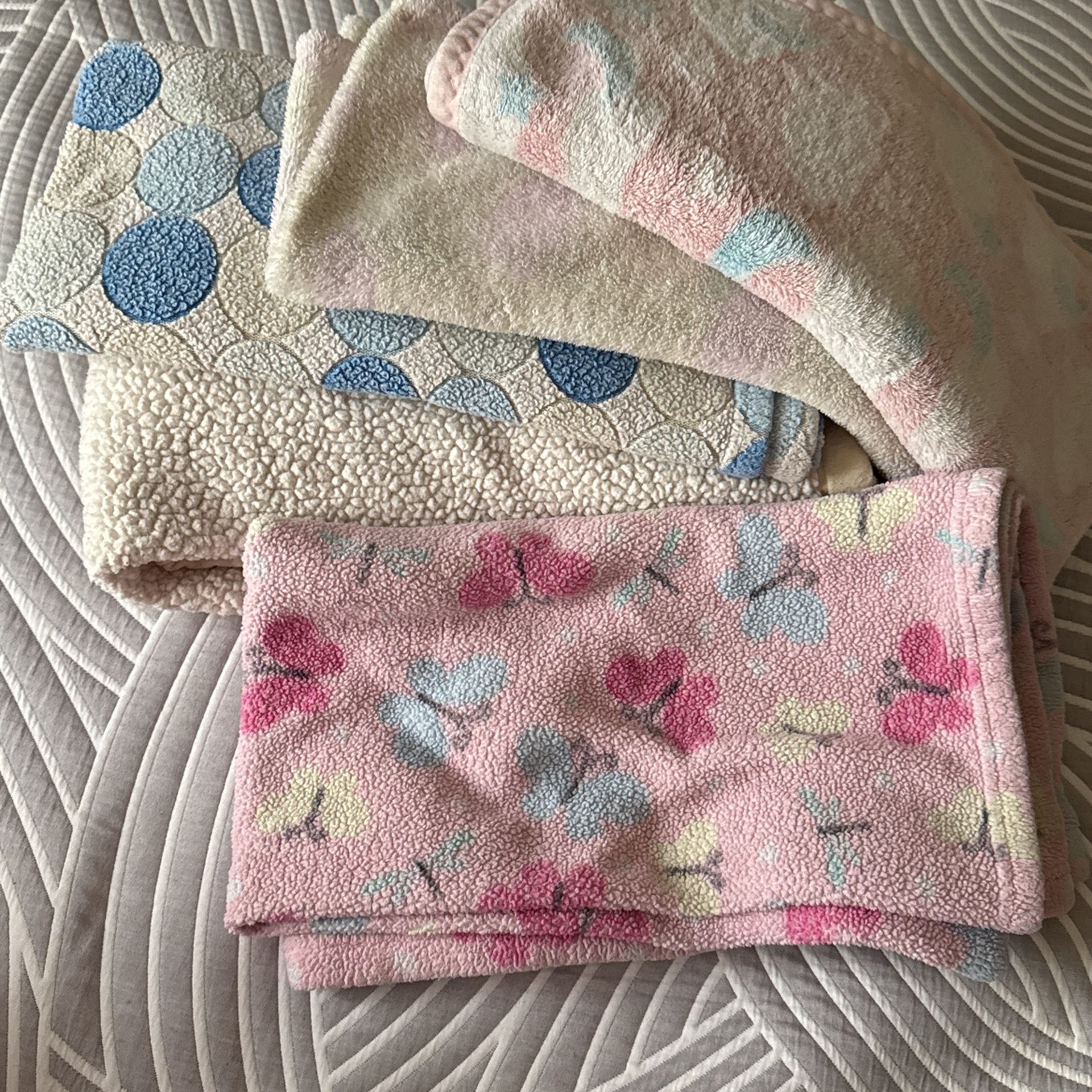 5 Baby Blankets Used