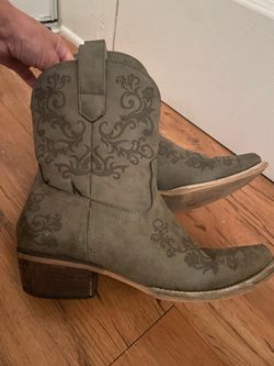 Rollda Cowgirl Boots