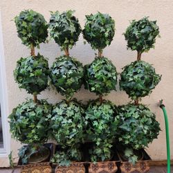 Artificial Topiaries With Decorative Planter Box