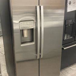 GE Profile Refrigerator 