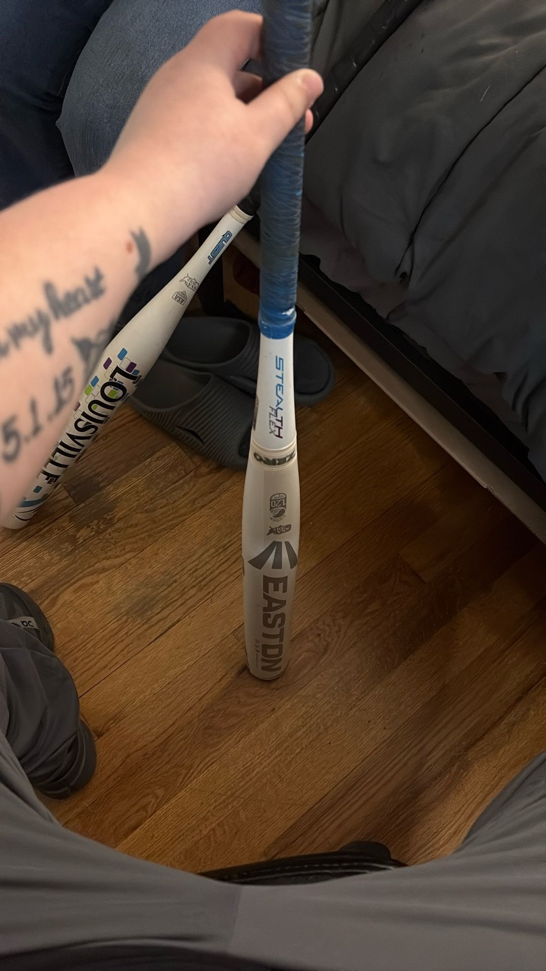 Easton stealth Softball Bat