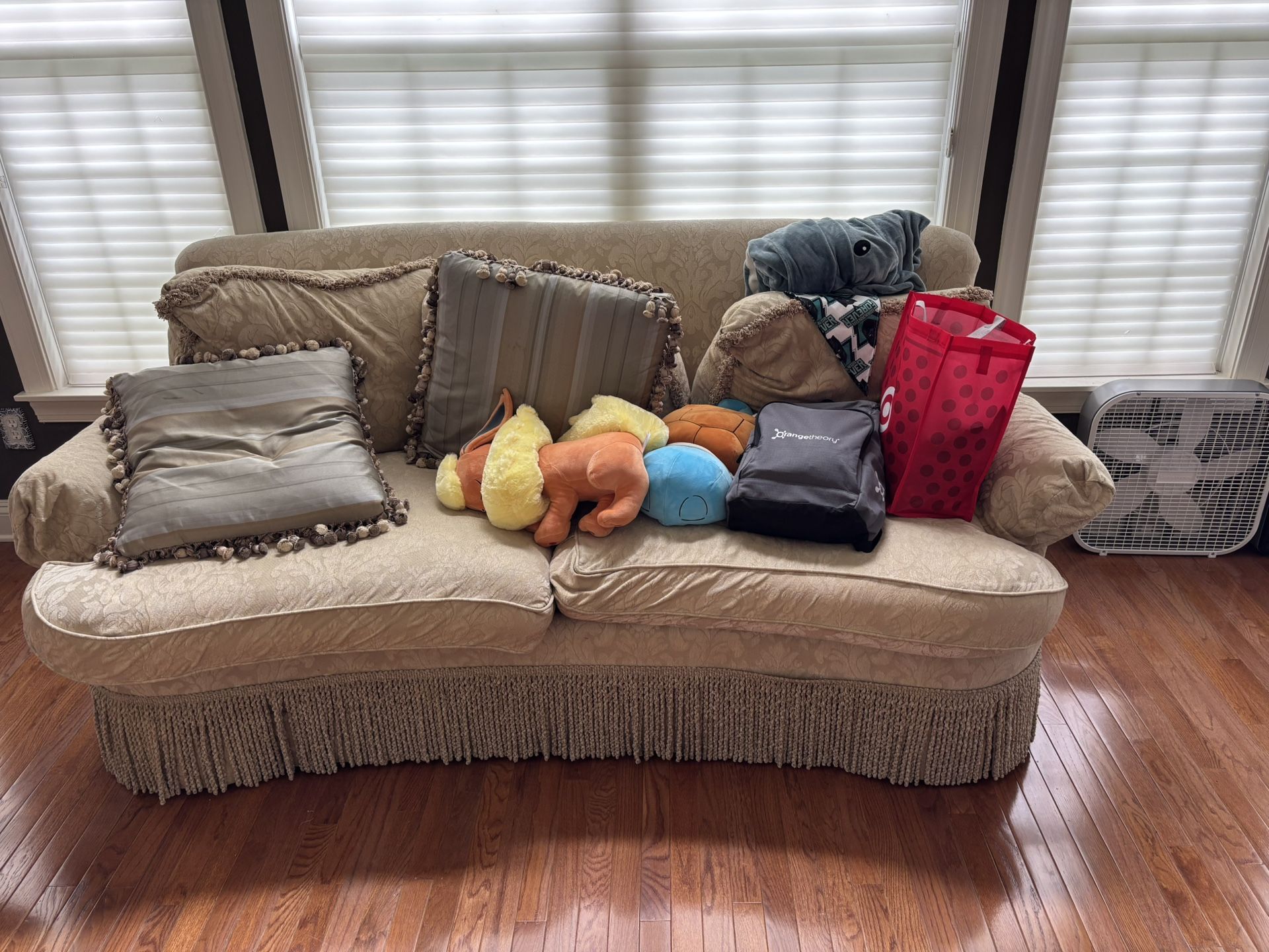 Casual Couch And Love Set Set