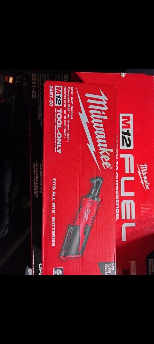 Milwaukee 3/8 Ratchet