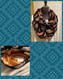 Women’s scarves (Seahawks is sold) please read description for prices.