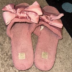 Chinese Laundry Slippers 