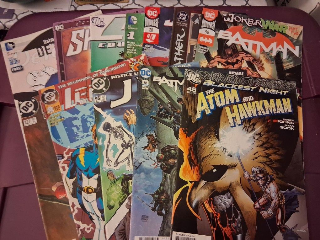 DC Comic Book Mixed Lot 12 Comics