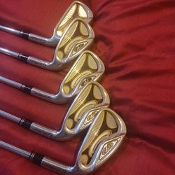Taylormade r7 Iron Set