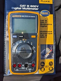 Fluke CATlll 600v digital multimeter