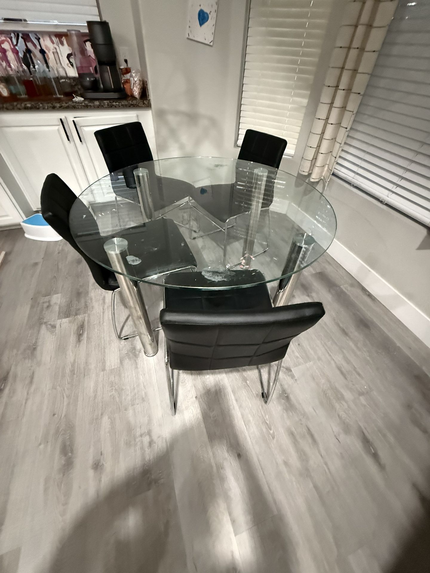 Free: Breakfast Table & Bar Stools
