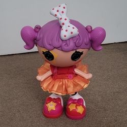 Doll Toy, Like New ( Dancing And Singing).