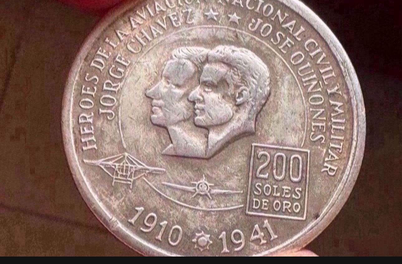 PERUVIAN SOLES DE ORO COIN