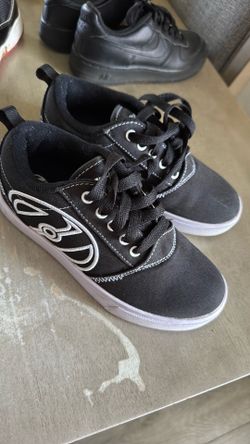 Kids Heelys size 2