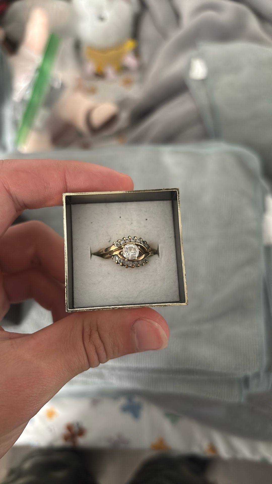 Wedding Ring 10k Fake Diamond