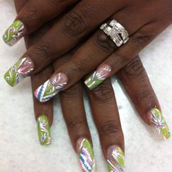 💅✨Nailin’ It With These Hot Deals!✨💅