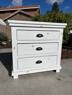White Solid Distressed Wood Dresser Chest Great Condition