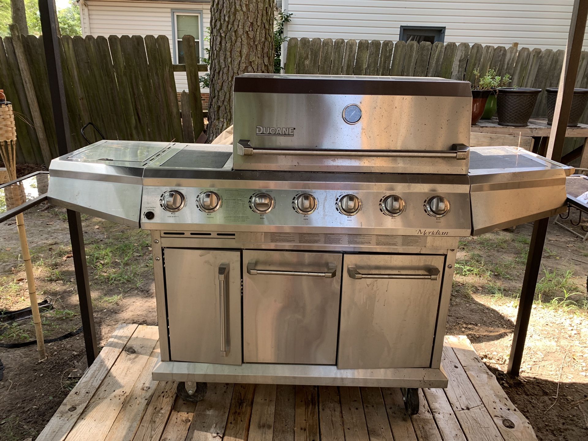 Ducane 5 burner propane grill for Sale in Hampton, VA OfferUp