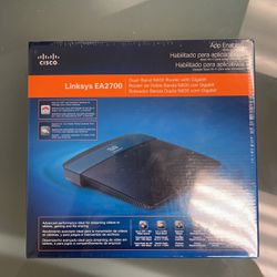 Linksys EA2700 Router