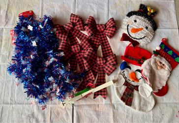 Assorted Christmas Decorations Bundle - 11 items