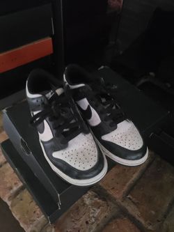 Used nike panda dunks