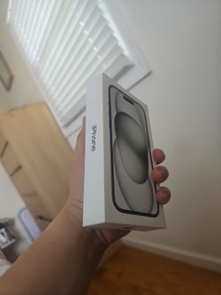 IPHONE 15 - 128GB (Like New)