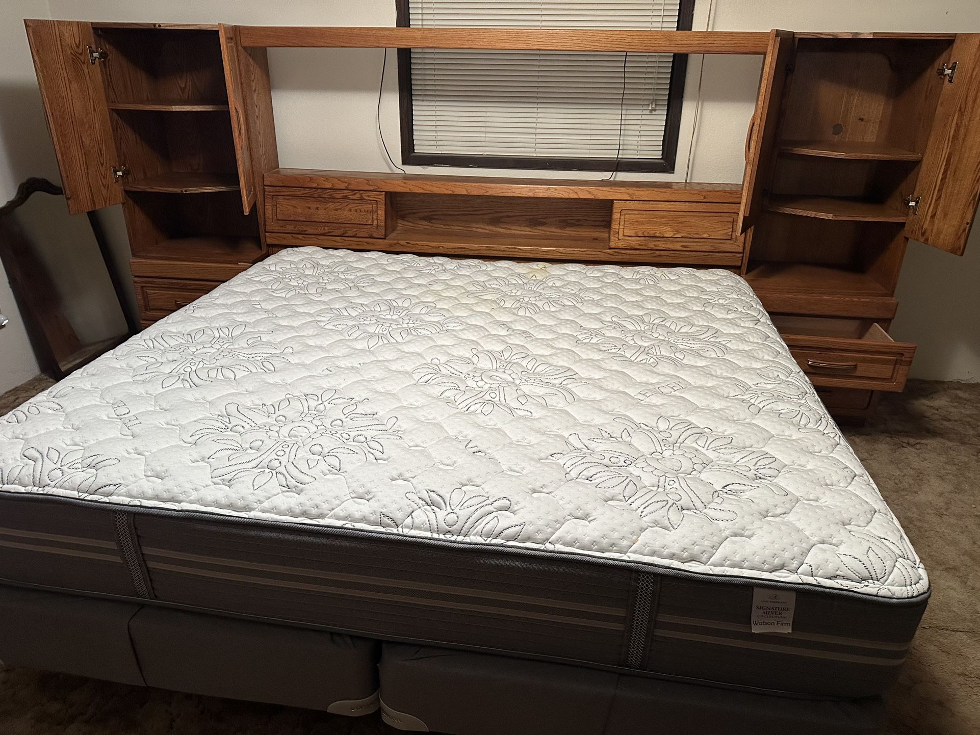 King Bedroom Set Wood