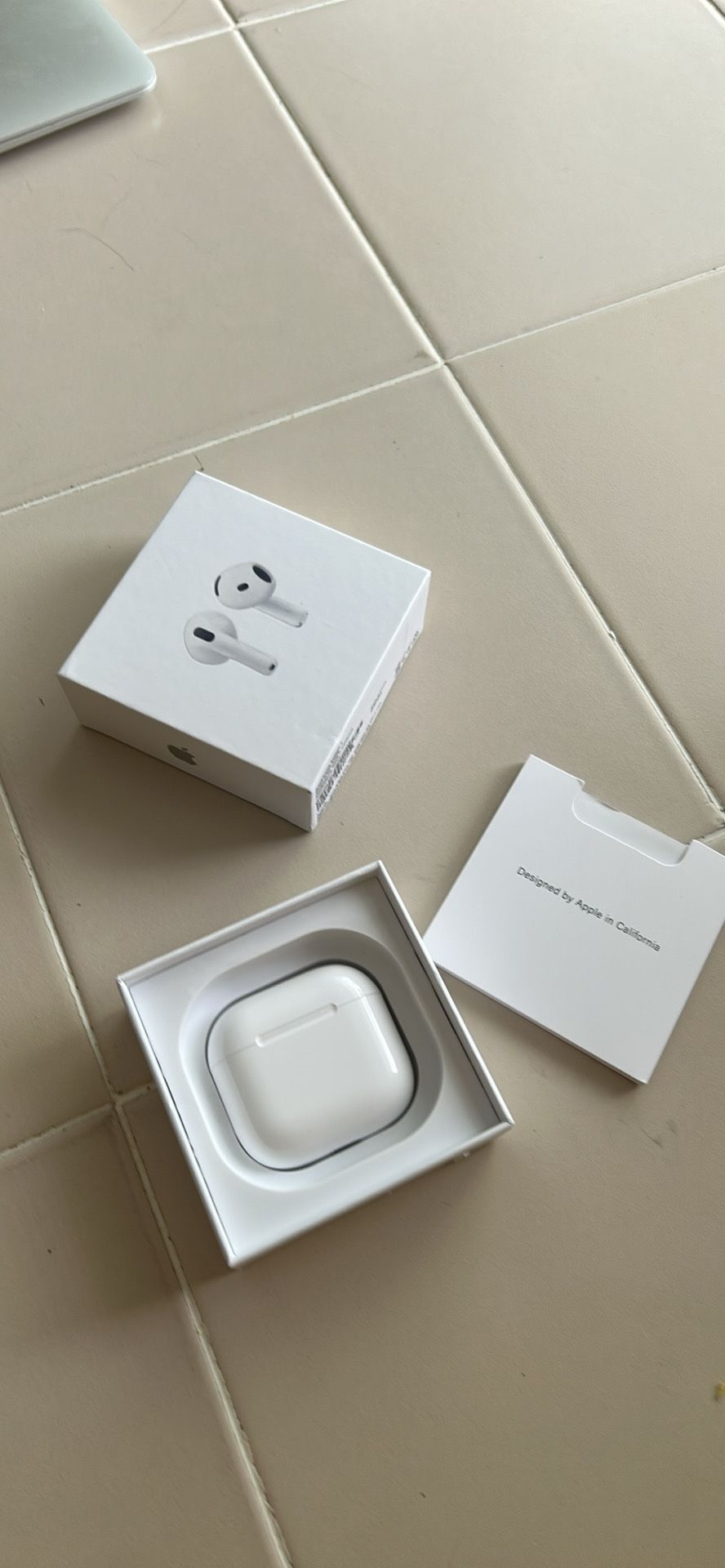 AirPods 4 With Active Noise Cancellation