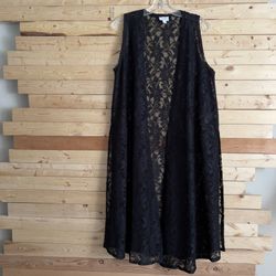 LulaRoe Women NWOT Solid Black Lace Noir Joy Long Line Lightweight Vest size S