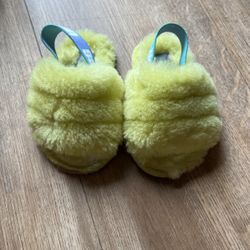 Toddler Girl Ugg Slippers Size 6c