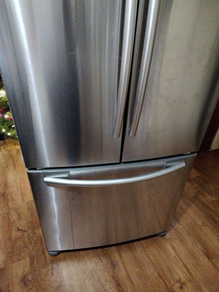 Refrigerator