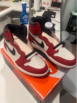 Chicago Lost and Found (Size 9.5)