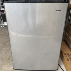 Haier Mini Fridge