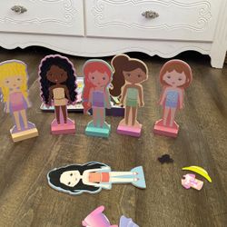 Magnetic Dolls/outfits 