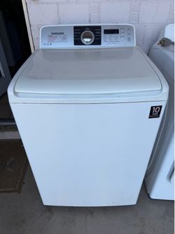 Samsung electric washer and dryer $300