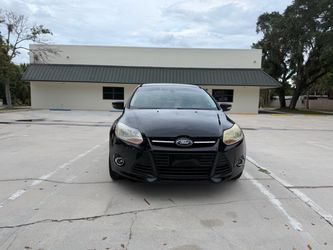 Ford Focus Sedan Black