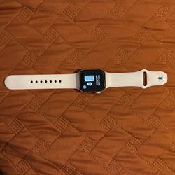 Apple Watch Series 5 - Pink