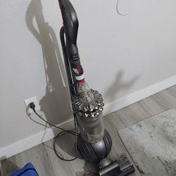 Dyson Big Ball Animal Plus Vacuum Cleaner 