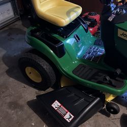 John Deere S100