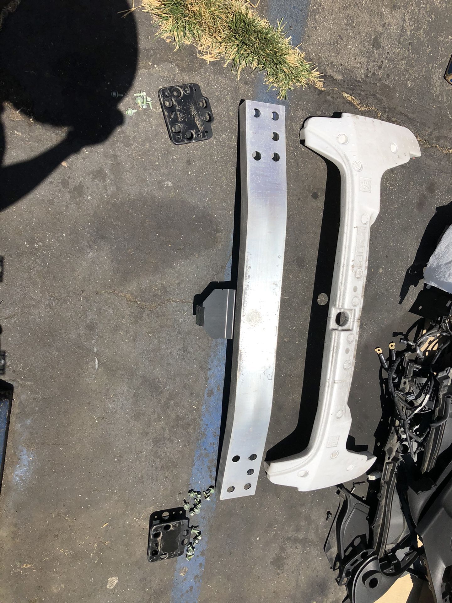 NISSAN 370Z REAR BUMPER REINFORCEMENT IMPACT SUPPORT CRASH BAR OEM FOAM