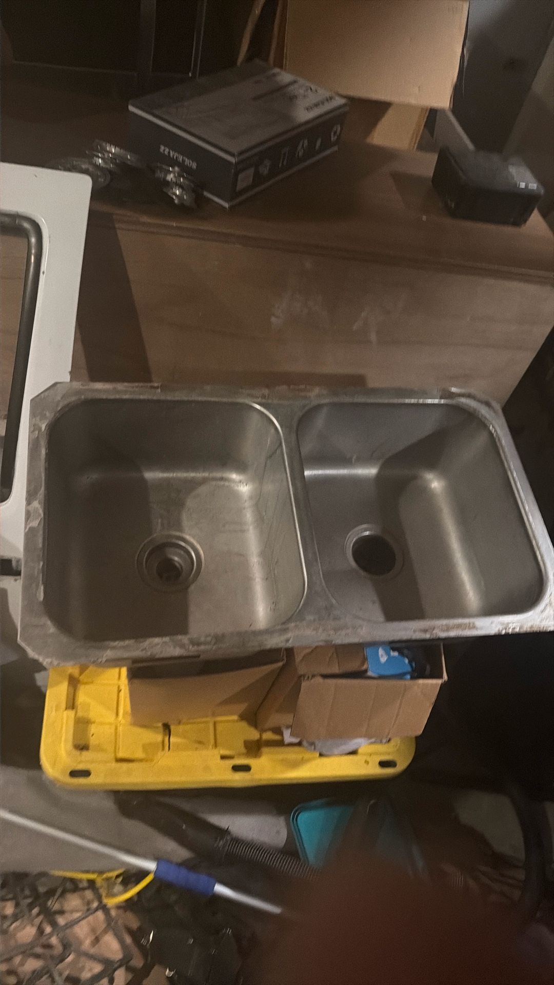 Free Kitchen Sink
