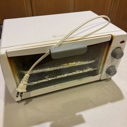 Four Slice  Toast Oven