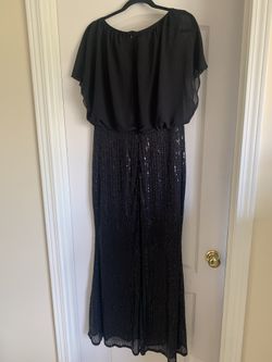 Women’s Holiday Dress - M-L