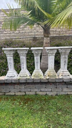 Raman Style Pillars
