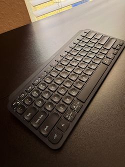 Logitech MX Keys Mini – Illuminated Keys