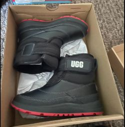 Only 1 Time Used Ugg Boots, Size 11 For Todler Boy Or Girl
