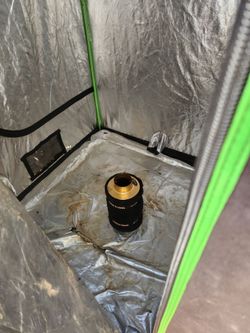 Grow tent
